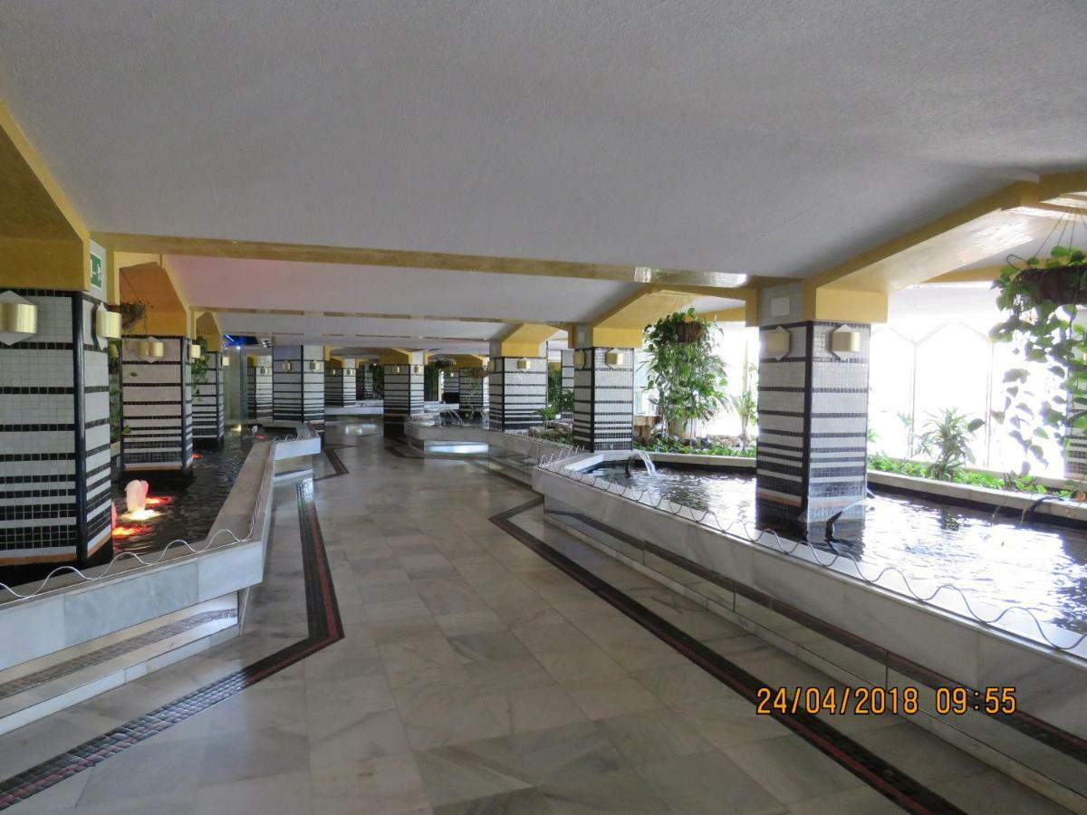 Benal Beach Apartment Benalmádena Esterno foto